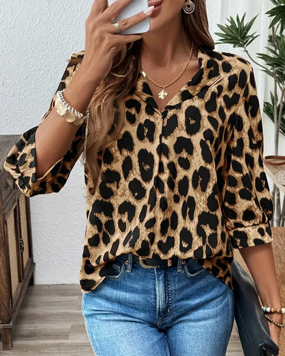 Bluse med halvlange ærmer, leopardprint, vid model