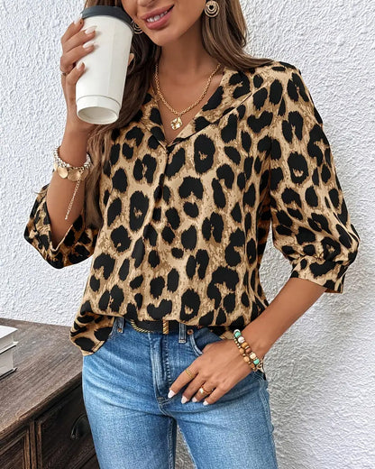 Bluse med halvlange ærmer, leopardprint, vid model