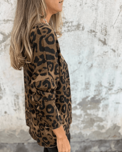 Elvéra | Dametop med leopardprint, afslappet stil